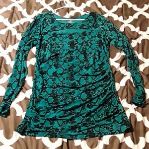 Turquoise Snake Skin Top 95% polyester